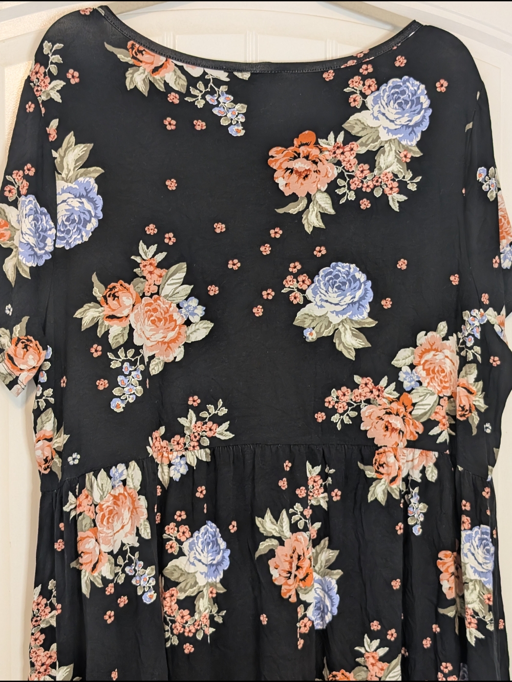Torrid Plus Size Black Floral Patterned Shirt Sleeve Babydoll Shirt - Picture 6 of 11